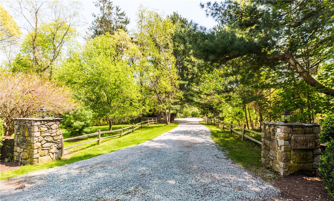 614 Fletcher Road North Kingstown, RI 02852 - Photo 4 of 40 Gallery Image 4