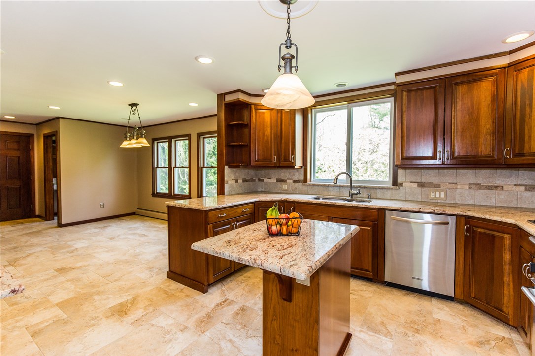 614 Fletcher Road North Kingstown, RI 02852 - Photo 6 of 40 Gallery Image 6
