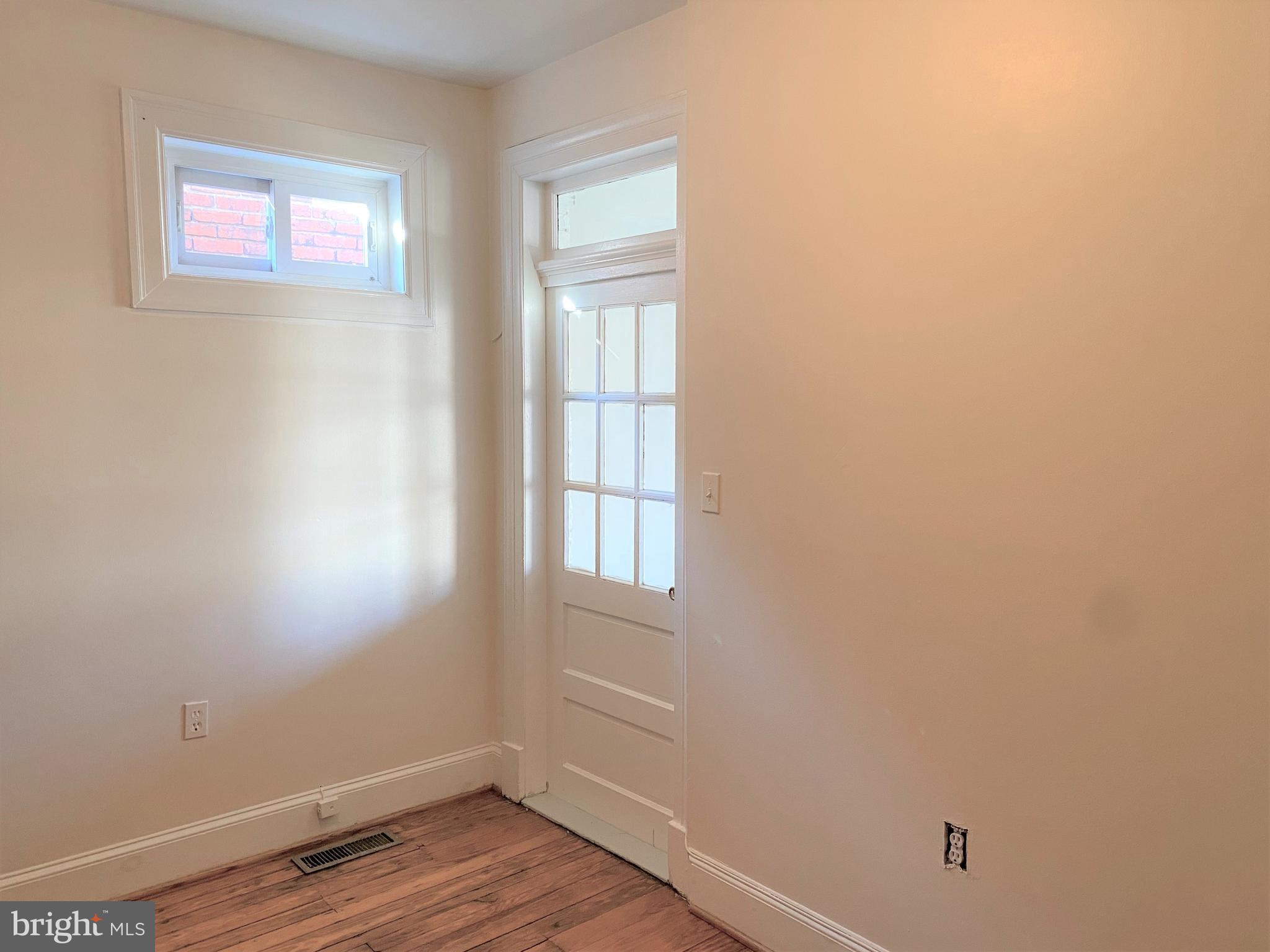 615 P Street Northwest Washington, DC 20001 - Photo 11 of 28