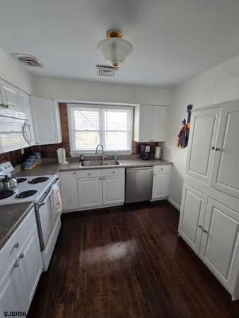 $3,500 | 303 24th Street South, Unit AZ0NE BEACH BLOCK SINGLE, Brigantine, NJ 08203