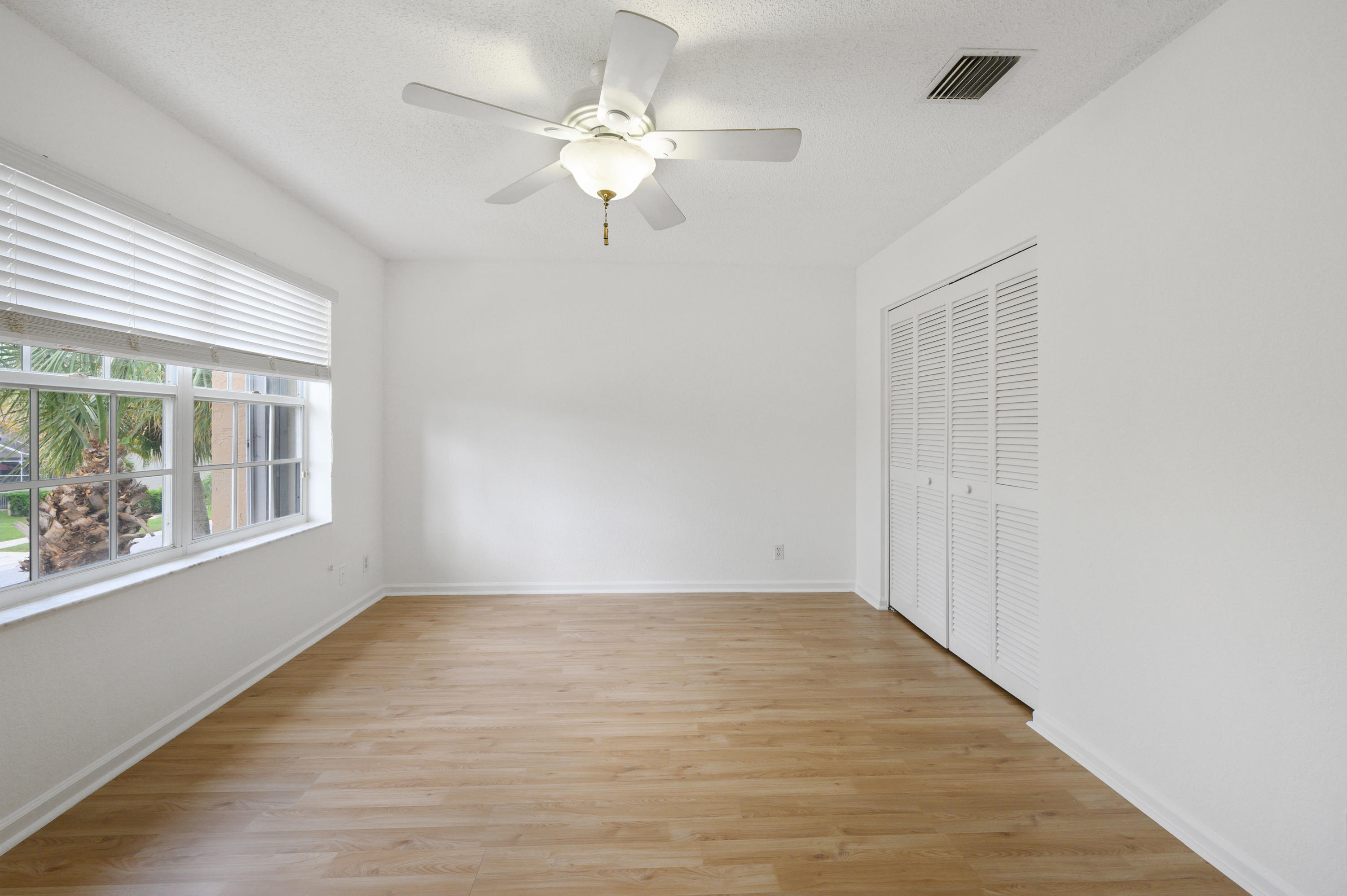 18027 Clear Brook Circle Boca Raton, FL 33498 - Photo 15 of 30 15