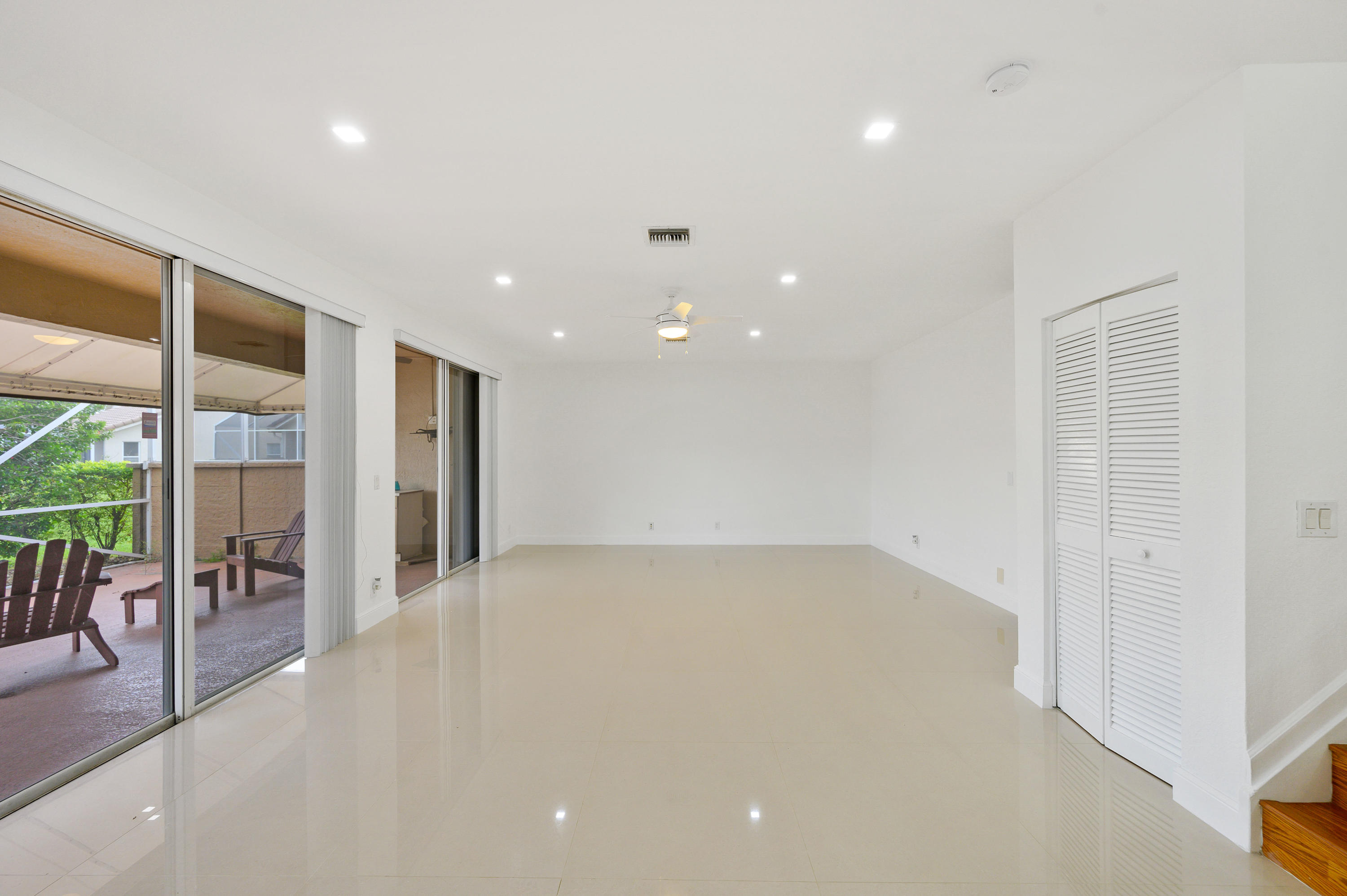 18027 Clear Brook Circle Boca Raton, FL 33498 - Photo 5 of 30 5
