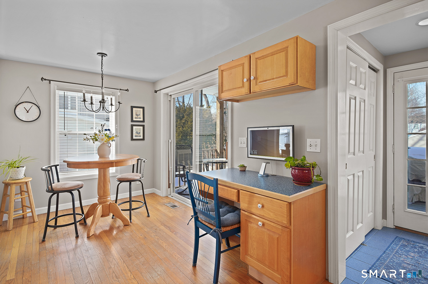 88 Veres Street Fairfield, CT 06824 - Photo 12 of 28