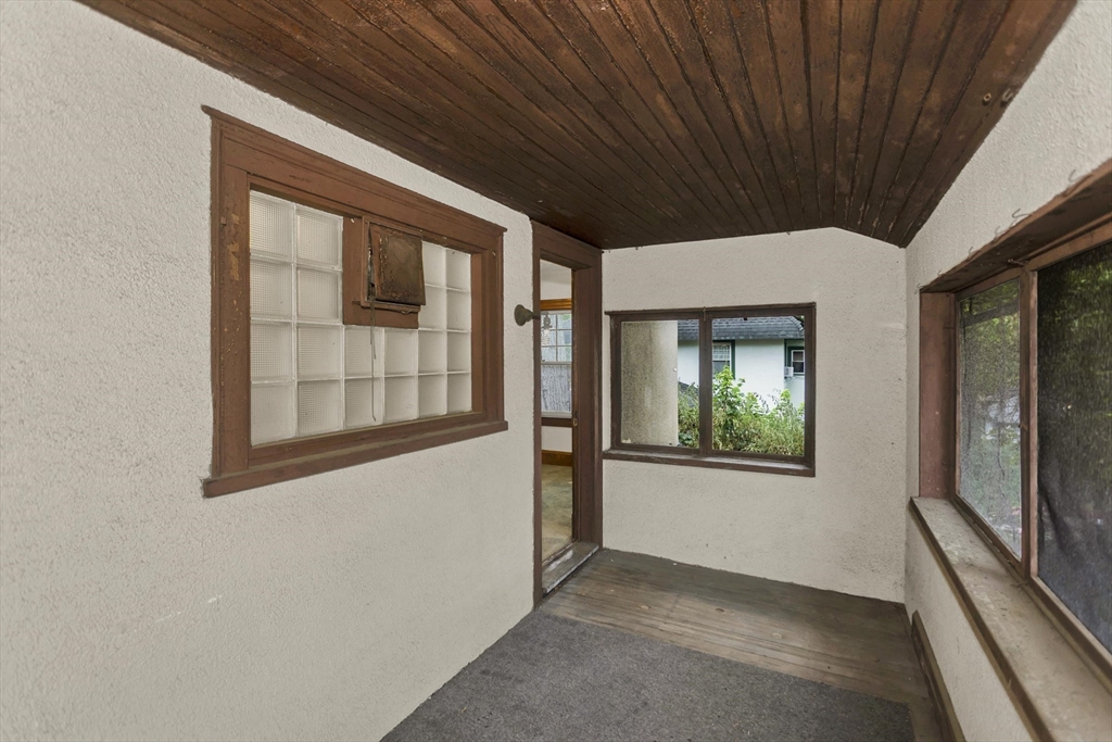 31 Trinity Terrace Springfield, MA 01108 - Photo 30 of 39