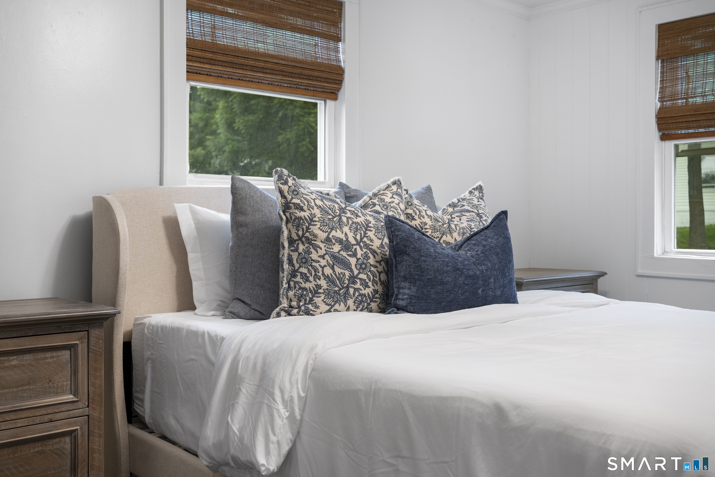 424 High Street Groton, CT 06355 - Photo 2 of 37