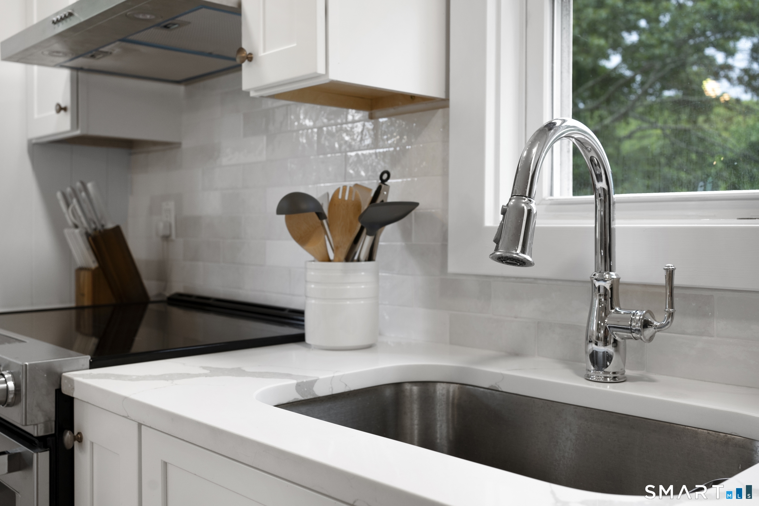 424 High Street Groton, CT 06355 - Photo 29 of 37