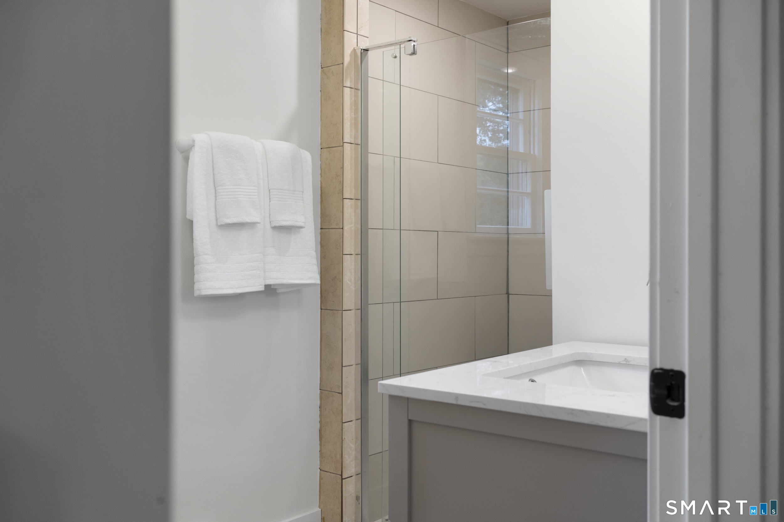 424 High Street Groton, CT 06355 - Photo 32 of 37