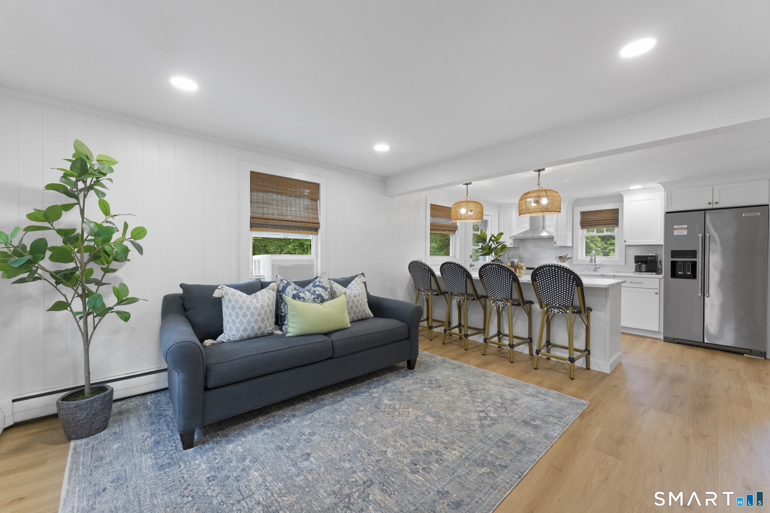 424 High Street Groton, CT 06355 - Photo 4 of 37