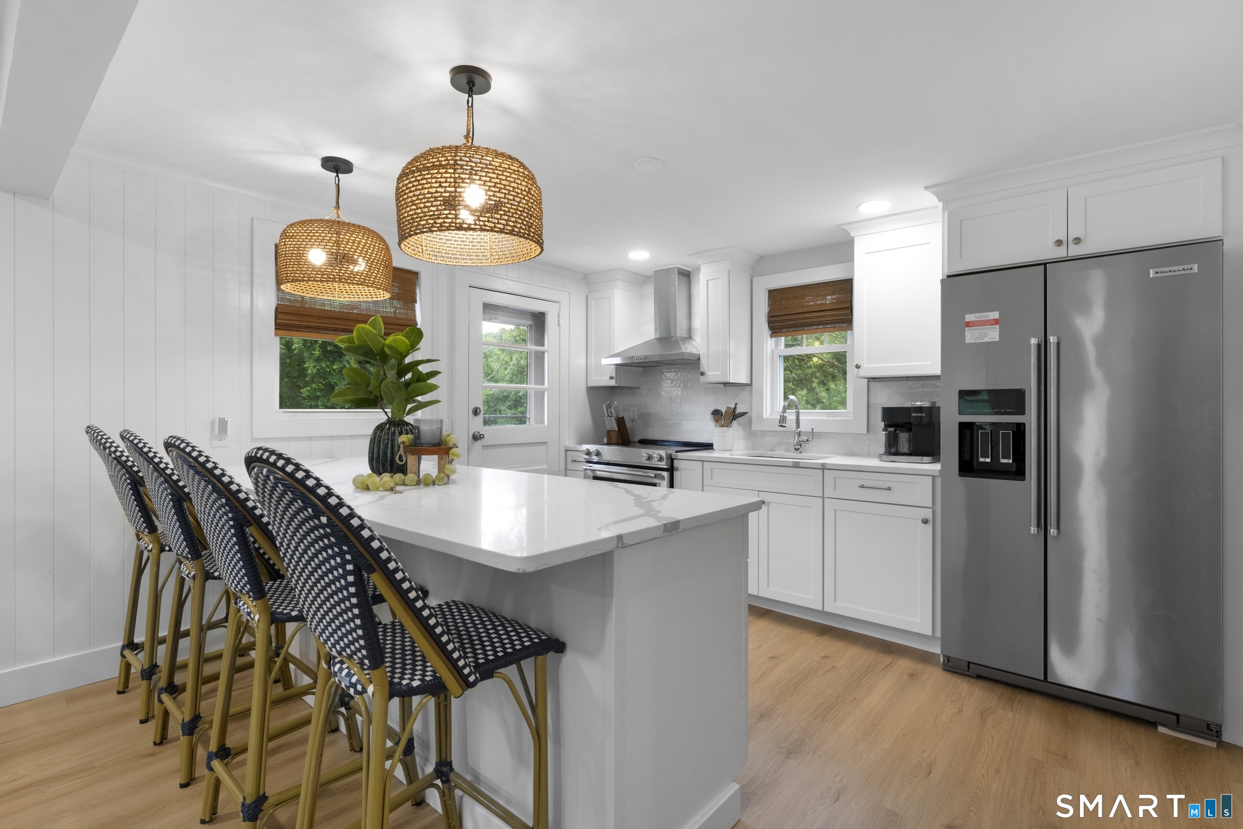 424 High Street Groton, CT 06355 - Photo 7 of 37