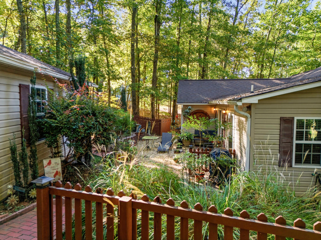 654 Ford Road Warne, NC 28909 - Photo 55 of 61 Gallery Image 55