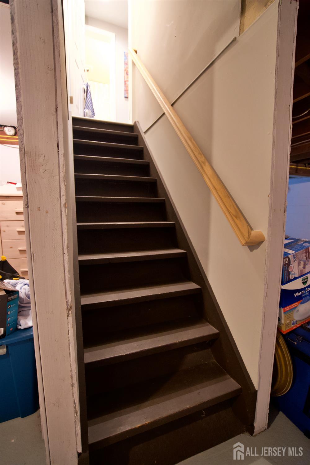 193 Old Road Sewaren, NJ 07077 - Photo 19 of 23