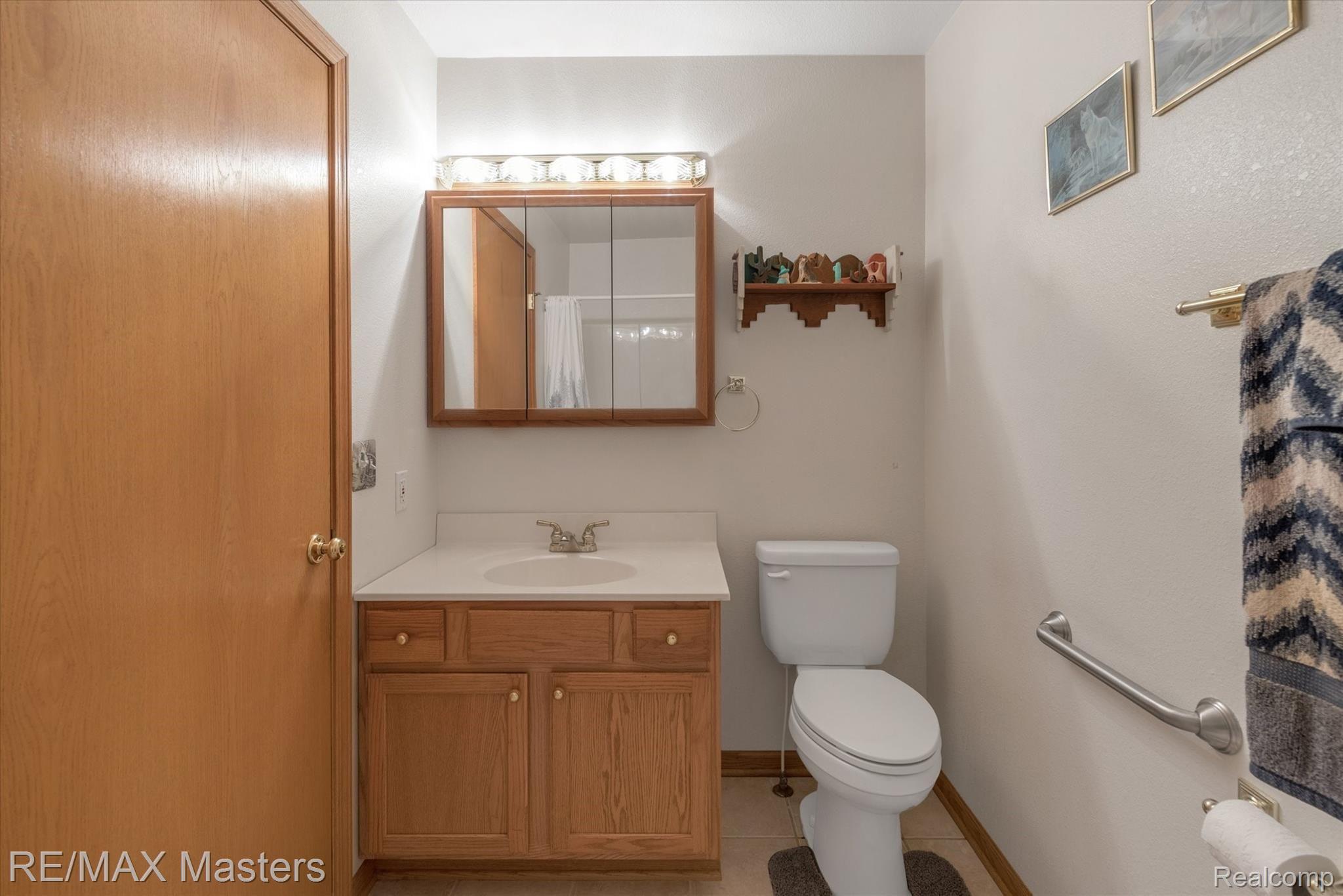 1900 Post Road Newport, MI 48166 - Photo 14 of 42 Hall Bath
