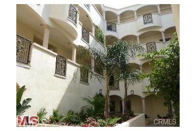 11848 Kiowa Avenue, Unit 101 Los Angeles, CA 90049 - Photo 3 of 11 a view of a multi story building