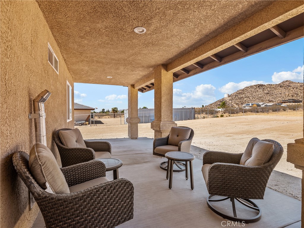 24162 Shoshone Road Apple Valley, CA 92307 - Photo 32 of 38