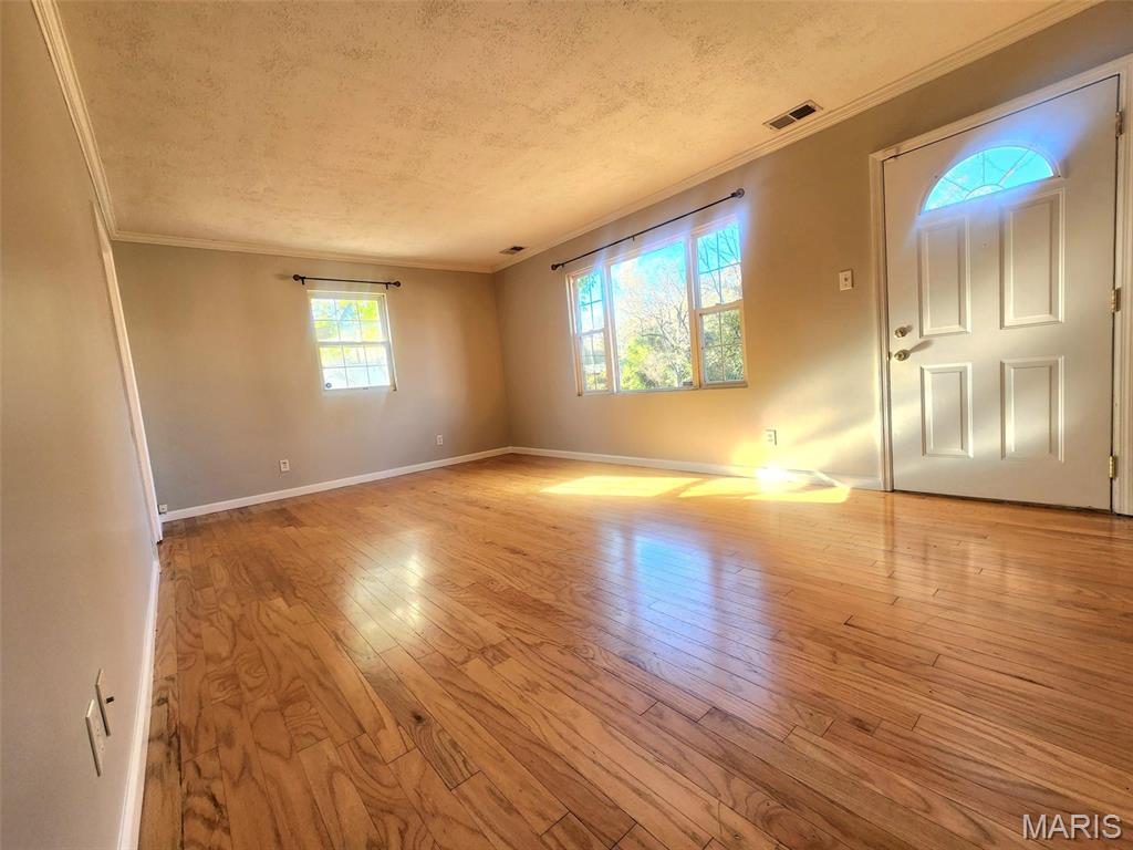 930 Brookside Avenue Webster Groves, MO 63119 - Photo 4 of 16