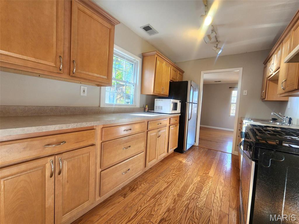 930 Brookside Avenue Webster Groves, MO 63119 - Photo 5 of 16