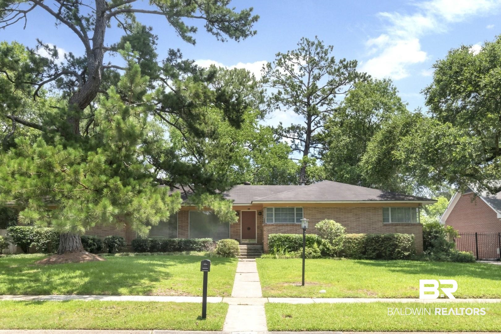 251 Irvine Road Mobile, AL 36606 - Photo 1 of 22