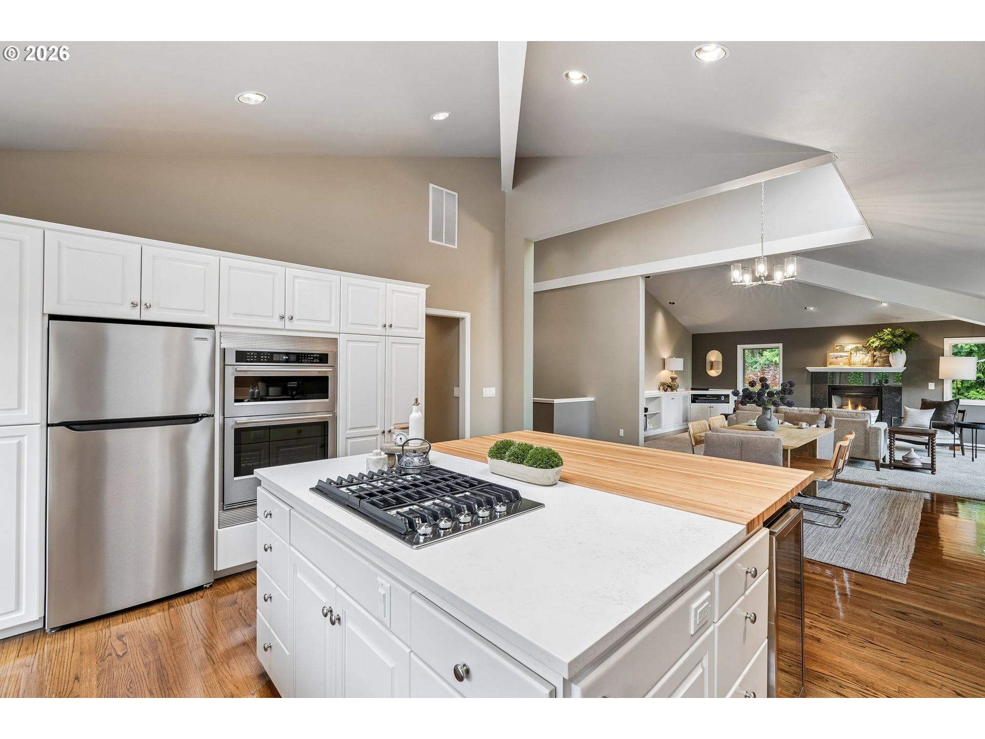 7883 Southwest Linden Road Portland, OR 97225 - Photo 16 of 45