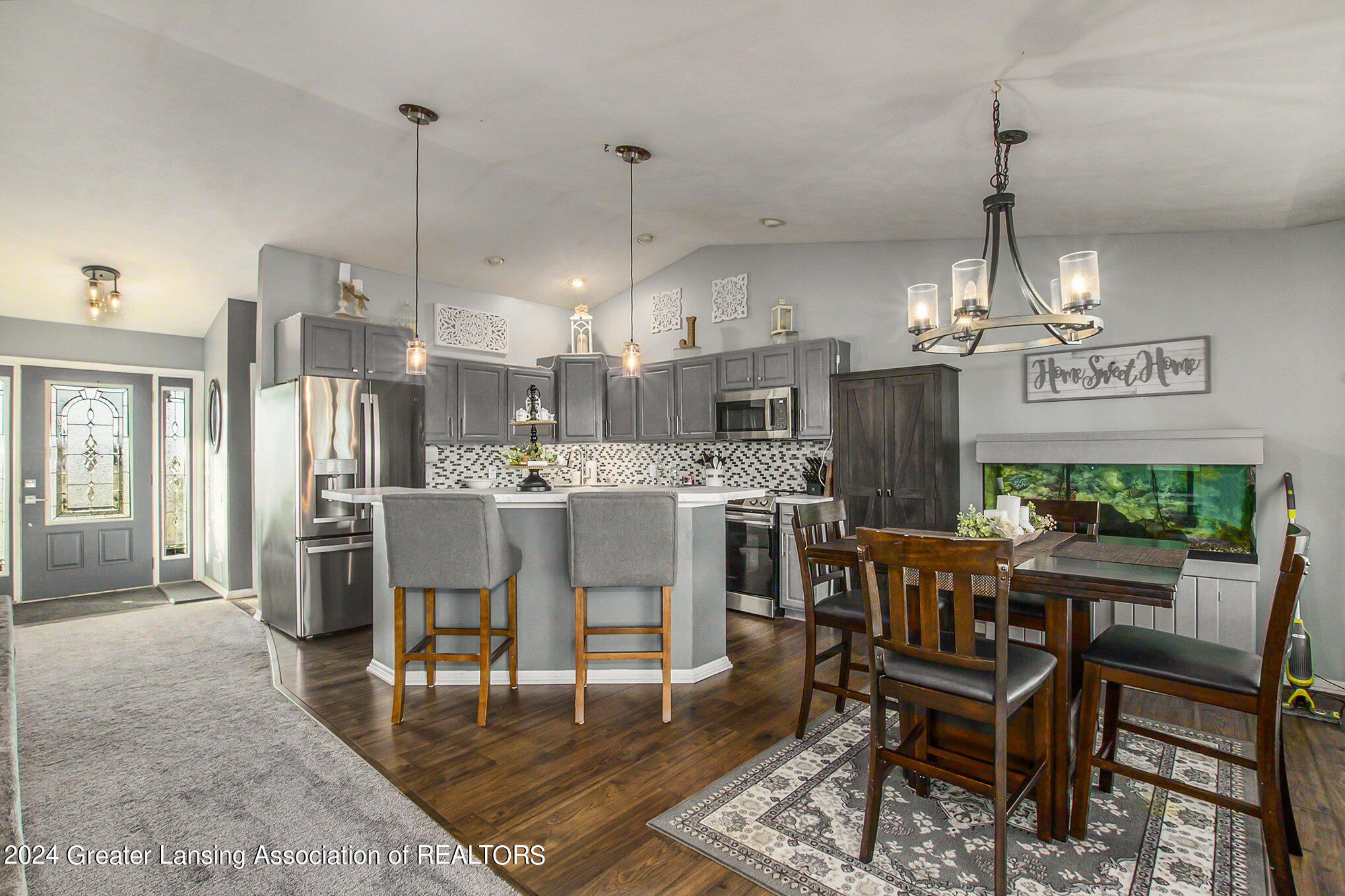 2121 South Stine Road Charlotte, MI 48813 - Photo 5 of 23 005_ndp0953