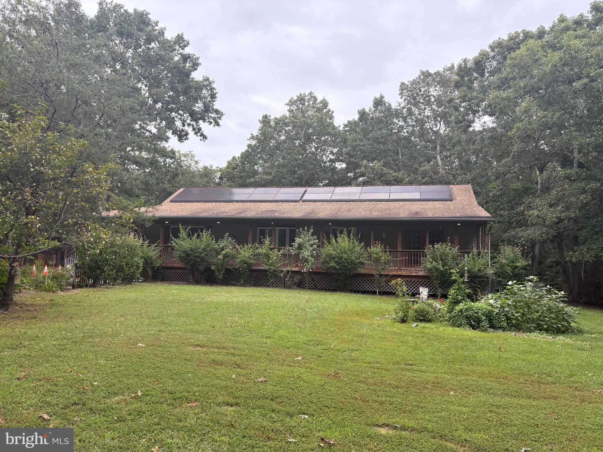 12 Deborah Drive Millville, NJ 08332 - Photo 48 of 52 a view of a house with garden and a sitting area