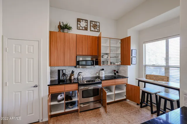 $2,500 | 14250 West Wigwam Boulevard, Unit 1124, Litchfield Park, AZ 85340