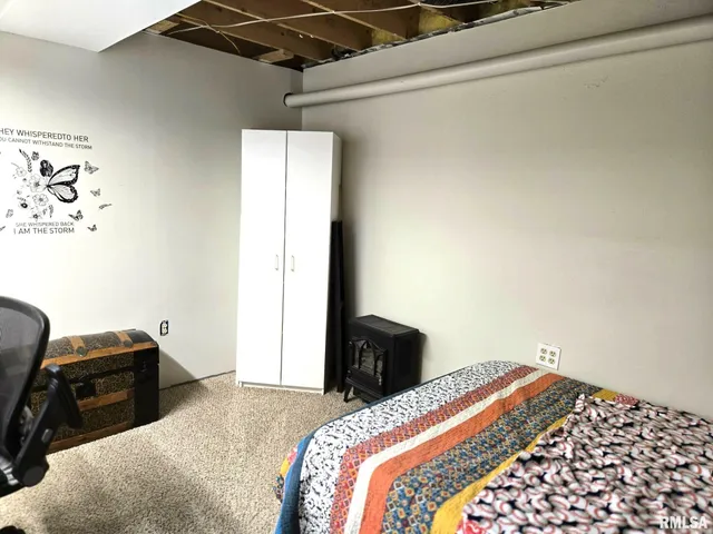 $224,000 | 16236 East Lakeview Drive, Lewistown, IL 61542