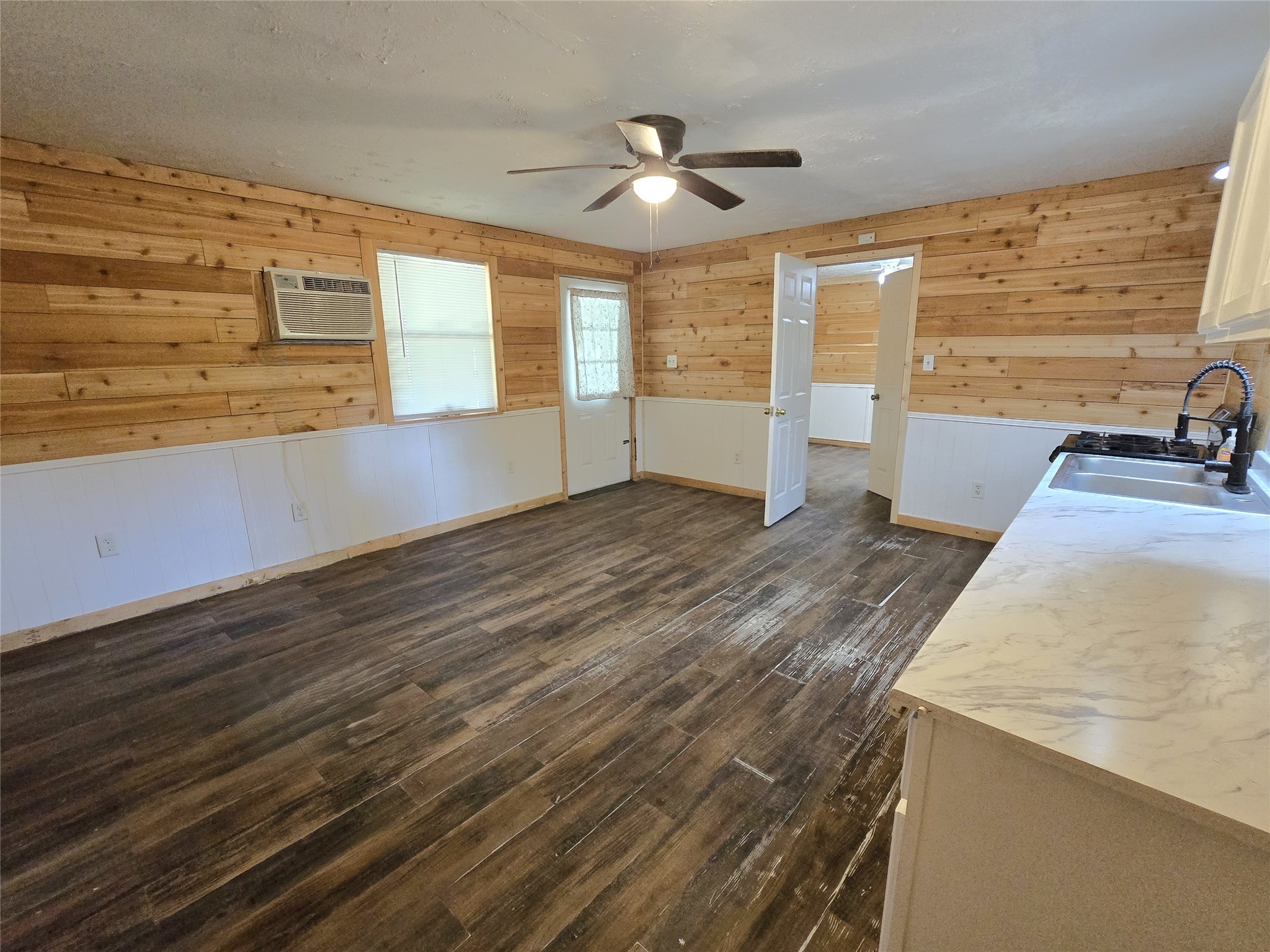 127 Navaho Trail Trinity, TX 75862 - Photo 7 of 13 Gallery Image 7