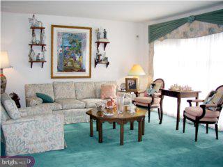 9820 Bridle Road Philadelphia, PA 19115 - Photo 2 of 6