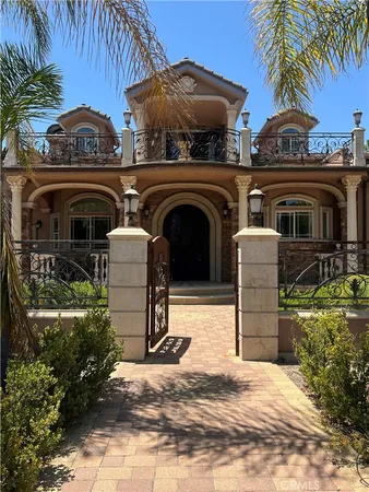 $1,998,000 | 6717 Nagle Avenue, Van Nuys, CA 91405
