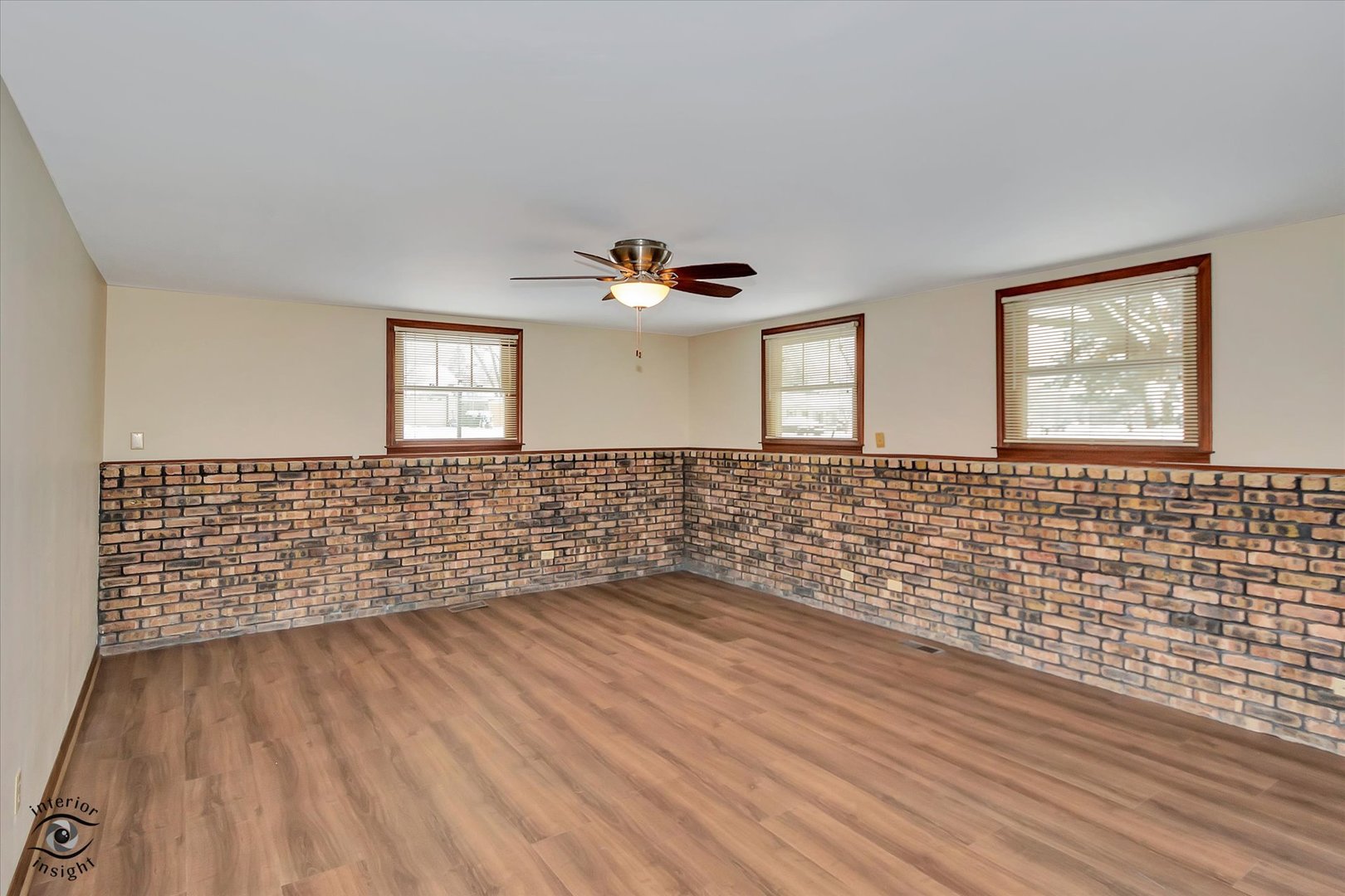 9 Cebold Drive Montgomery, IL 60538 - Photo 20 of 30 wooden floor in a hall with a window