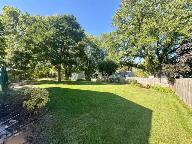 $399,900 | 9 Cebold Drive, Montgomery, IL 60538