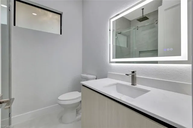 $625,000 | 3366 72nd Avenue Northeast, Naples, FL 34120