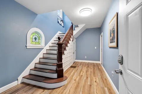 $899,000 | 10 Swan Street, Lawrence, MA 01841