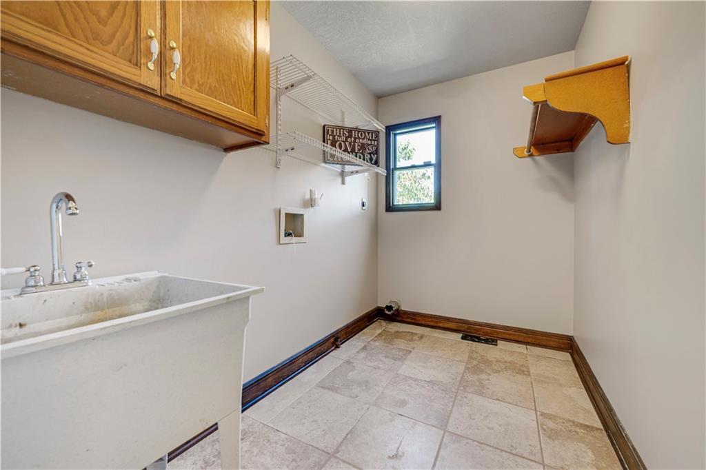 17713 157th Terrace Basehor, KS 66007 - Photo 18 of 50
