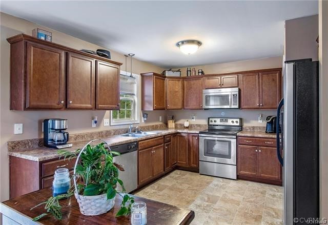 11463 Oakrise Road New Kent, VA 23124 - Photo 6 of 17 Gallery Image 6
