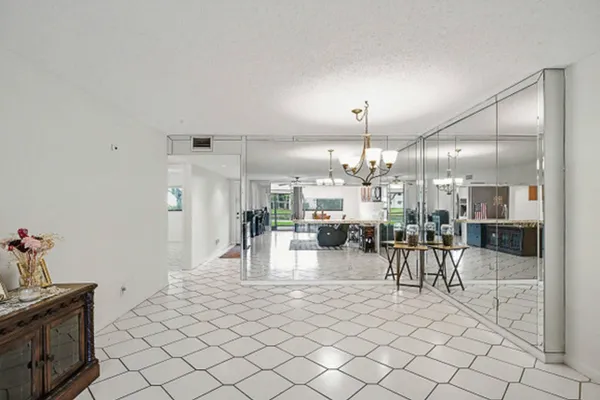 $209,500 | 15244 Lakes Of Delray Boulevard, Unit 103, Delray Beach, FL 33484