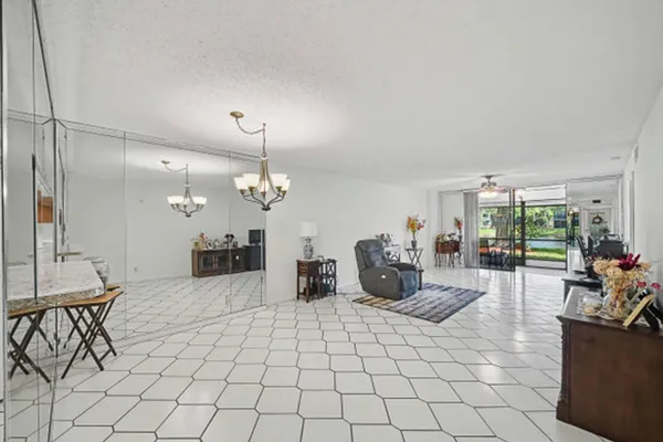 $209,500 | 15244 Lakes Of Delray Boulevard, Unit 103, Delray Beach, FL 33484