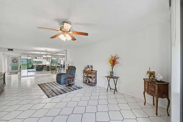 $209,500 | 15244 Lakes Of Delray Boulevard, Unit 103, Delray Beach, FL 33484