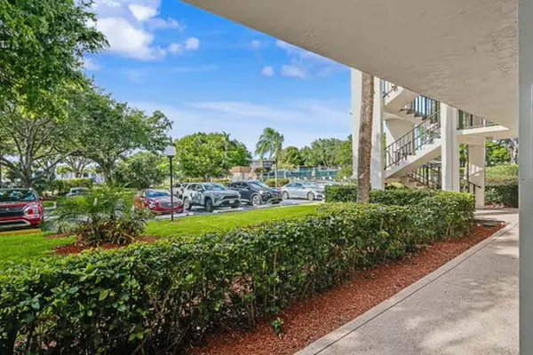 $209,500 | 15244 Lakes Of Delray Boulevard, Unit 103, Delray Beach, FL 33484