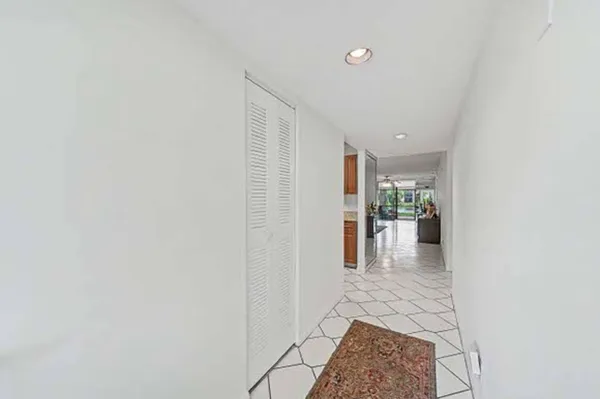 $209,500 | 15244 Lakes Of Delray Boulevard, Unit 103, Delray Beach, FL 33484