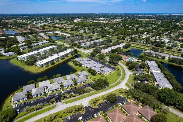 $209,500 | 15244 Lakes Of Delray Boulevard, Unit 103, Delray Beach, FL 33484
