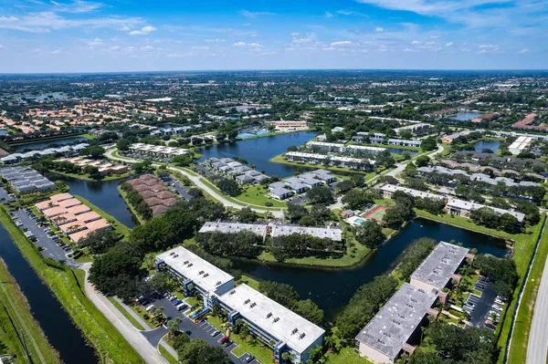 $209,500 | 15244 Lakes Of Delray Boulevard, Unit 103, Delray Beach, FL 33484