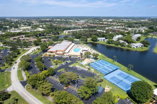 $209,500 | 15244 Lakes Of Delray Boulevard, Unit 103, Delray Beach, FL 33484