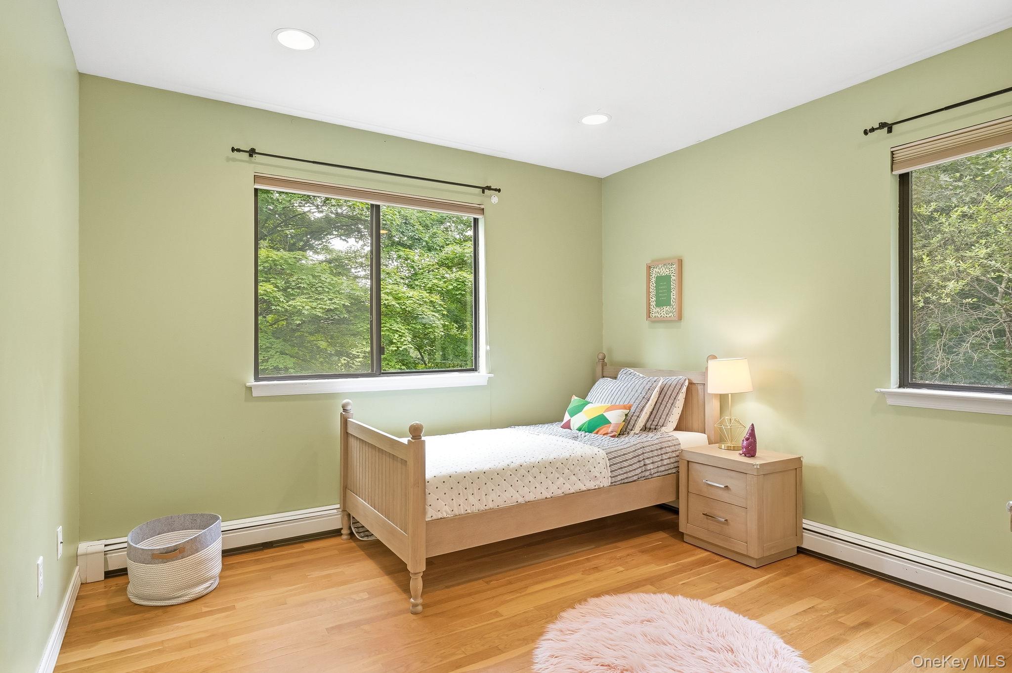 43 Powder Horn Road Cortlandt Manor, NY 10567 - Photo 20 of 35