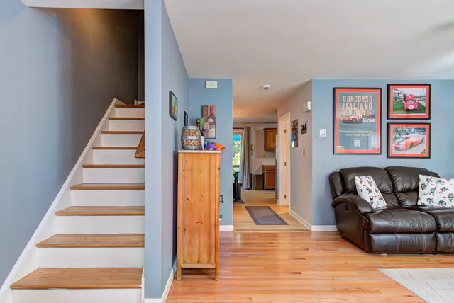 $499,000 | 11 Sullivan Court, Salem, NH 03079