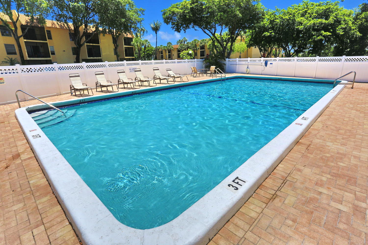 470 Northwest 20th Street, Unit 3140 Boca Raton, FL 33431 - Photo 33 of 34 470 NW 20th St Unit 314 Boca-large-031-0