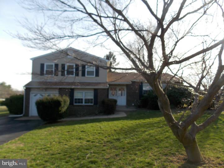 825 Stephen Road Warminster, PA 18974 - Photo 23 of 23 Gallery Image 23