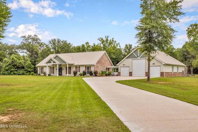 $599,000 | 7 Bridge View, Carriere, MS 39426