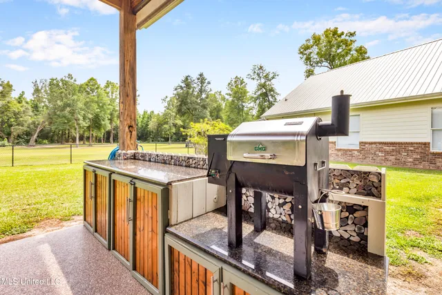 $599,000 | 7 Bridge View, Carriere, MS 39426