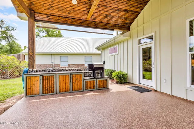 $599,000 | 7 Bridge View, Carriere, MS 39426